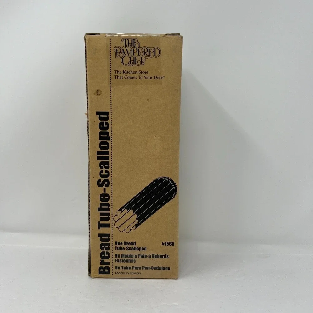 Pampered Chef 9 Inch Scalloped Bread Tube #1565 Metal Baking Tube Recipes